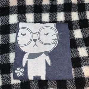 Adorable Cat w/ Glasses Long Sleeve Shirt!